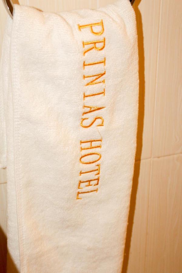 Prinias Hotel 키수무 외부 사진