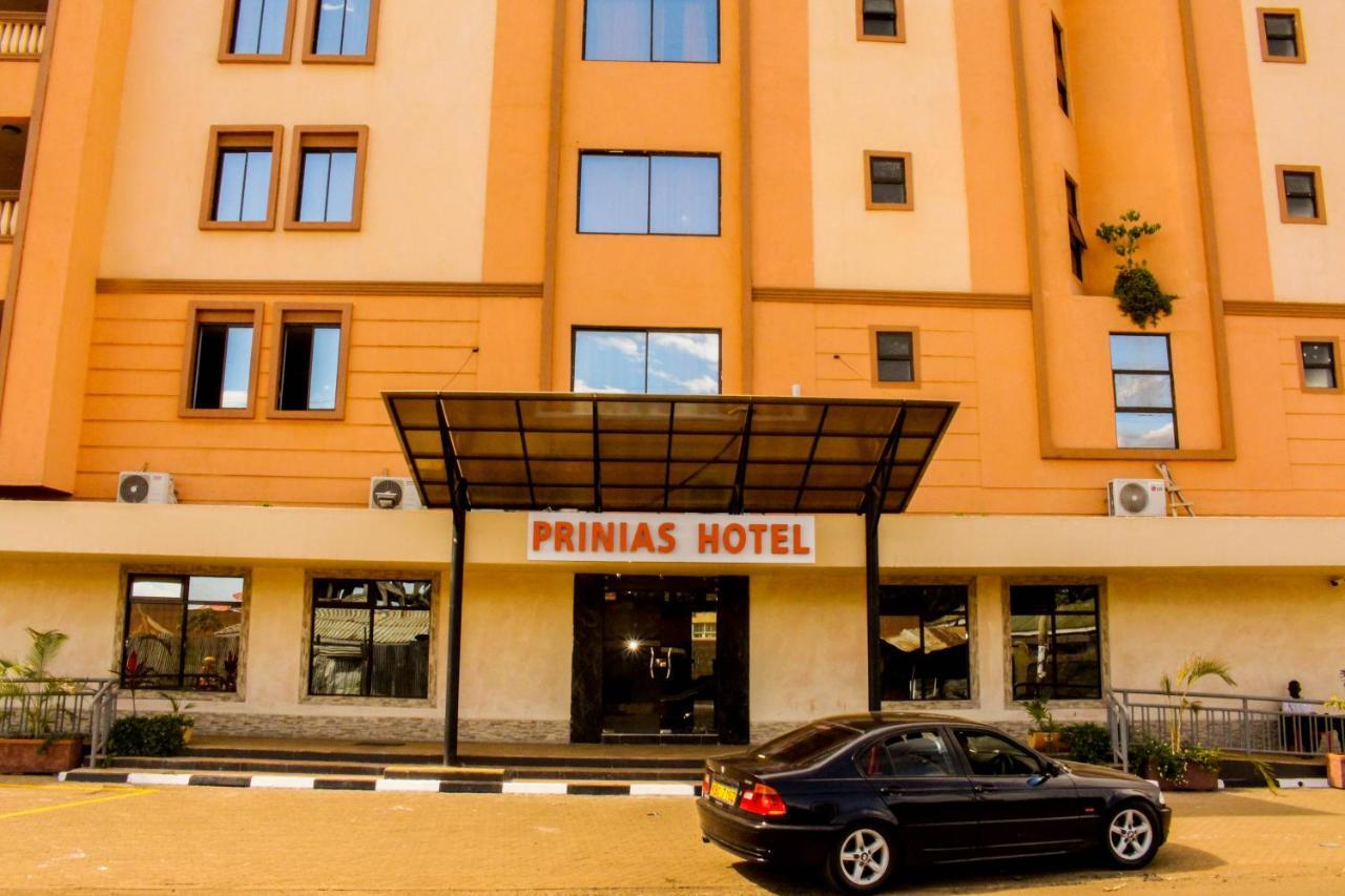 Prinias Hotel 키수무 외부 사진
